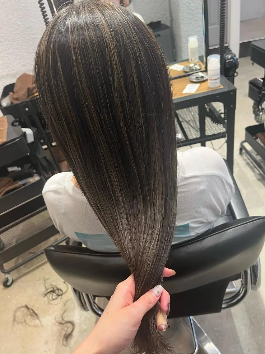 ロング ハイライト カット ヘアカラー ✽透明感カラー ✽ 🍆那須ももこ🍑のヘアスタイル