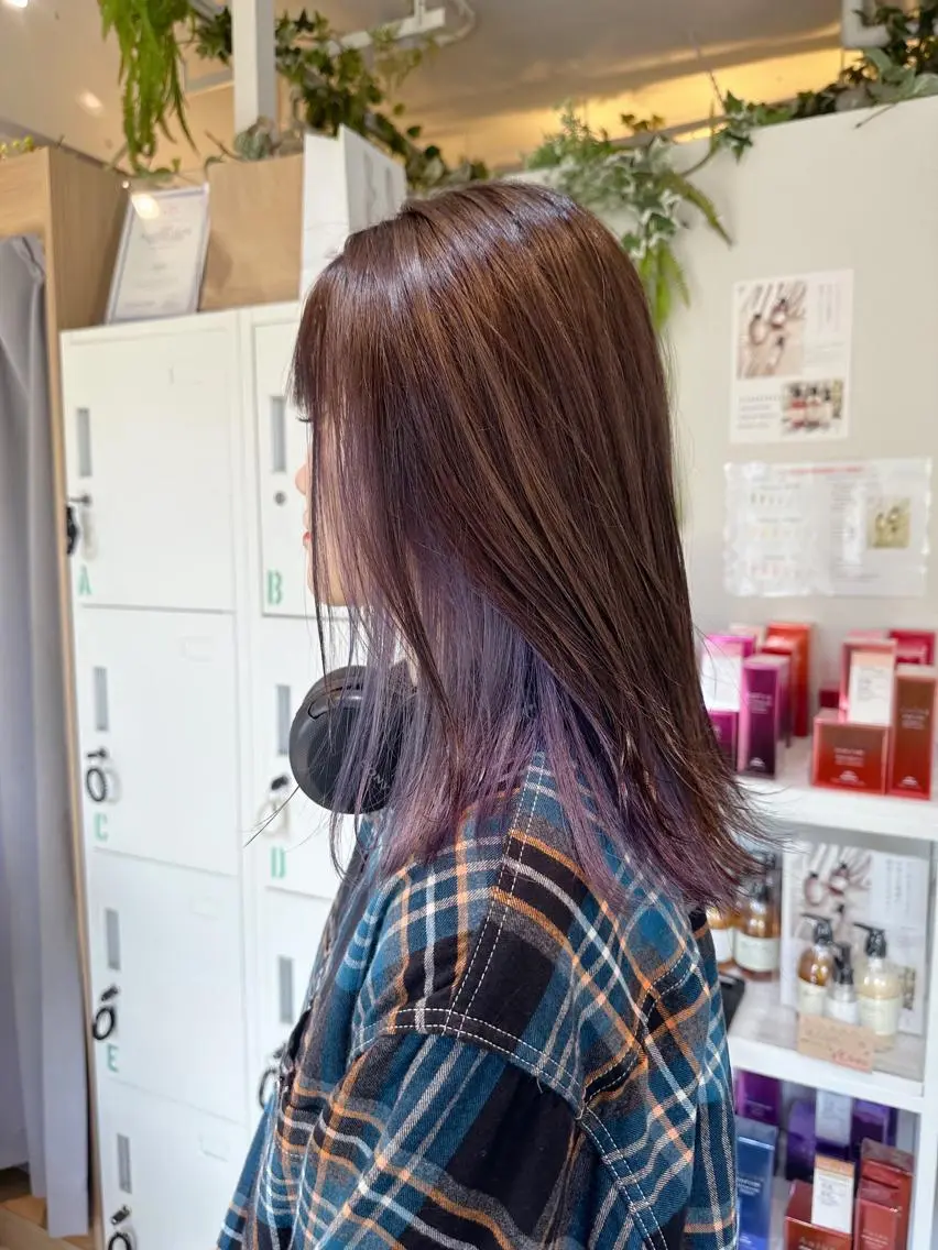 セミロング カット ヘアカラー トリートメント ＨＩ ROのヘアスタイル