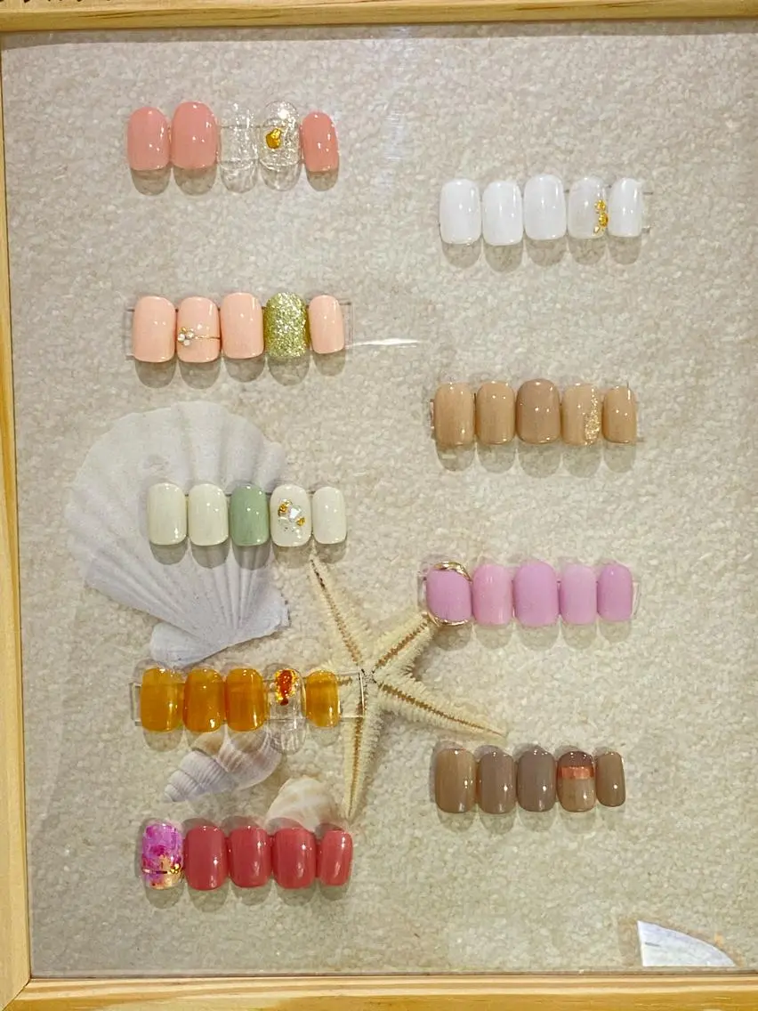 ネイル ワンカラーネイル シンプルネイル ハンドネイル Nail&eye Belire 新宿のネイルデザイン
