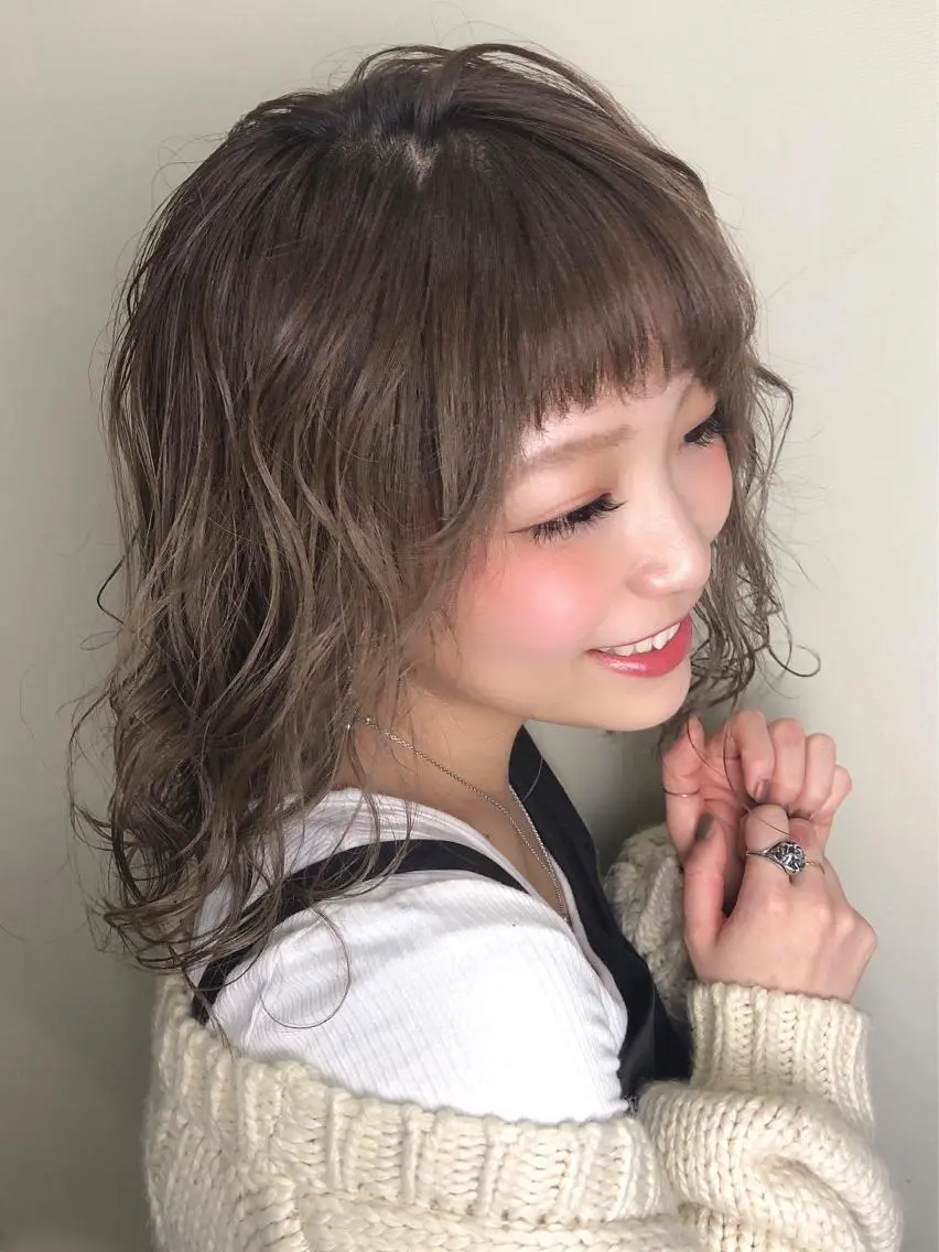 ミディアム カラー ボブ/ショート🤍 YUMEHAのヘアスタイル