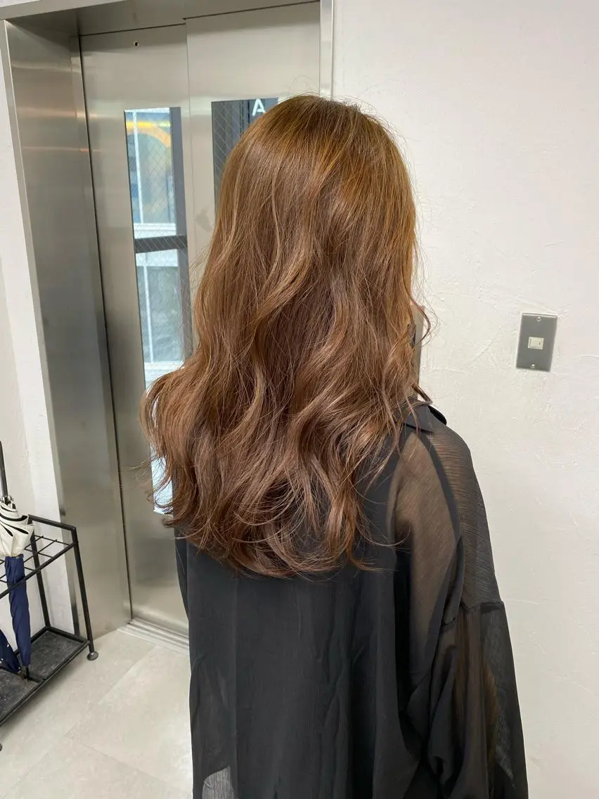 ロング カラー ヘアアレンジ ブリーチ ブリーチなしカラー 髪質改善 韓国風ヘア トリートメント カット ヘアカラー トリートメント ブリーチダブルカラー 元町三宮/三ノ宮のヘアスタイル
