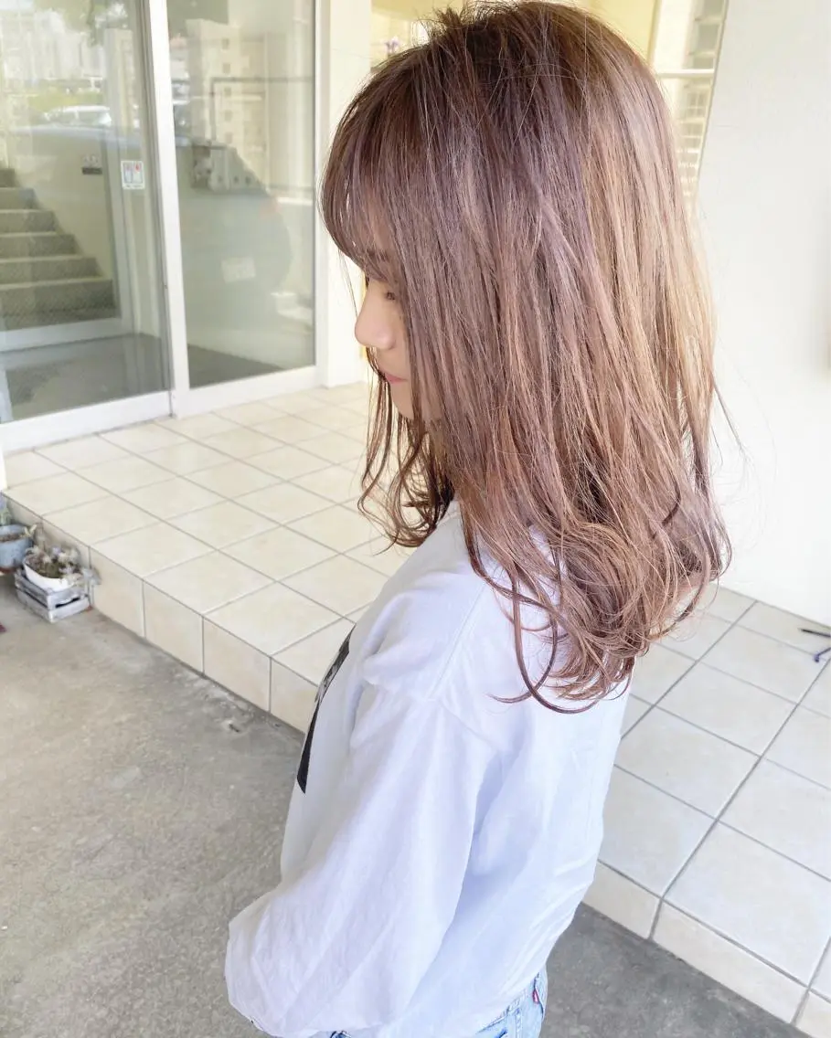 ミディアム カラー グレージュ ラベンダーカラー ラベンダーグレージュ ラベンダーグレー カット ヘアカラー grand juteのヘアスタイル