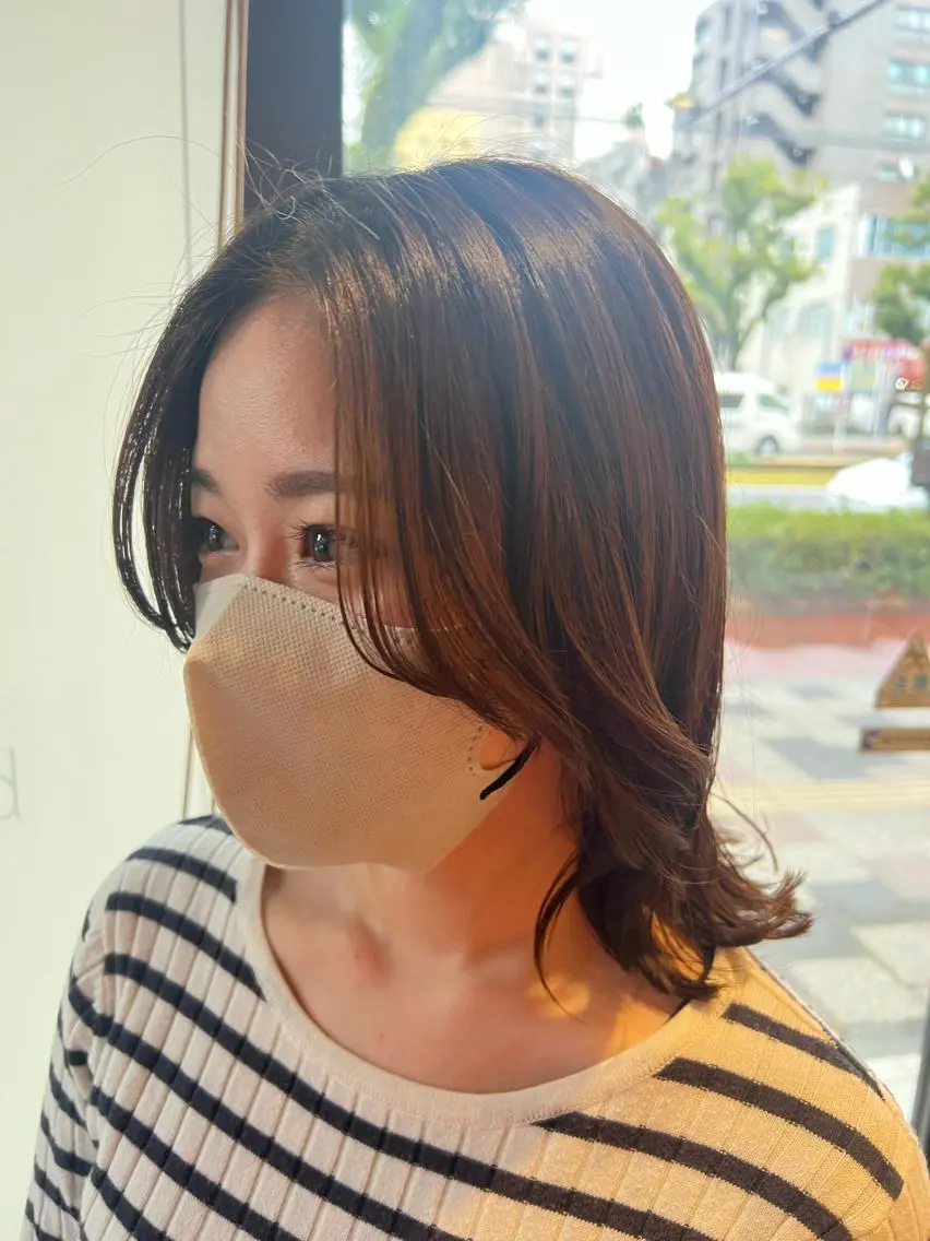 ミディアム 顔まわりレイヤー レイヤーカット 鹿児島美容室 NATSUKIのヘアスタイル