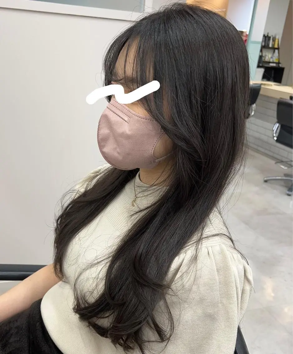 セミロング レイヤーカット 復帰しました🎀 しょうこLuanaのヘアスタイル