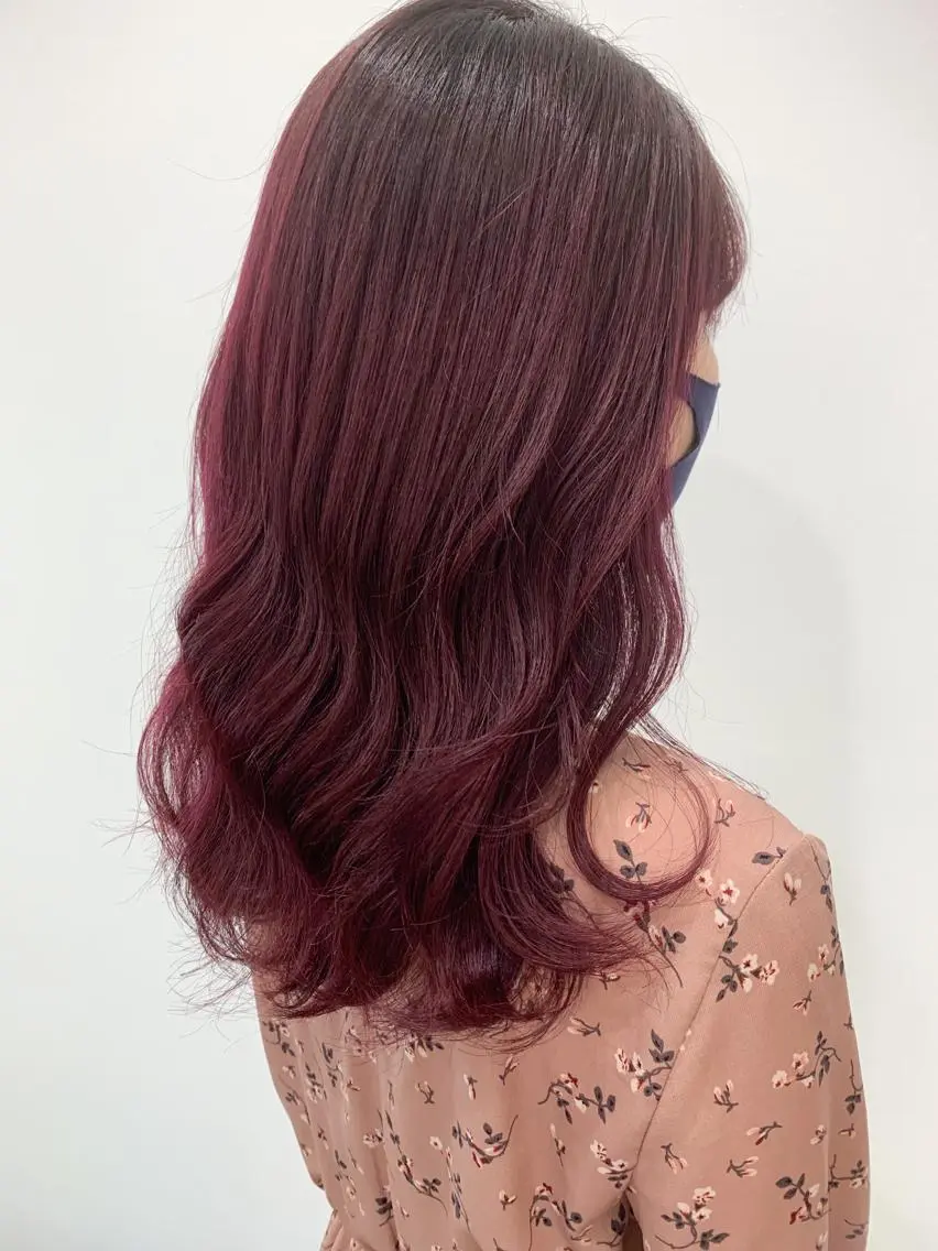 セミロング カラー 薄田 珠美のヘアスタイル