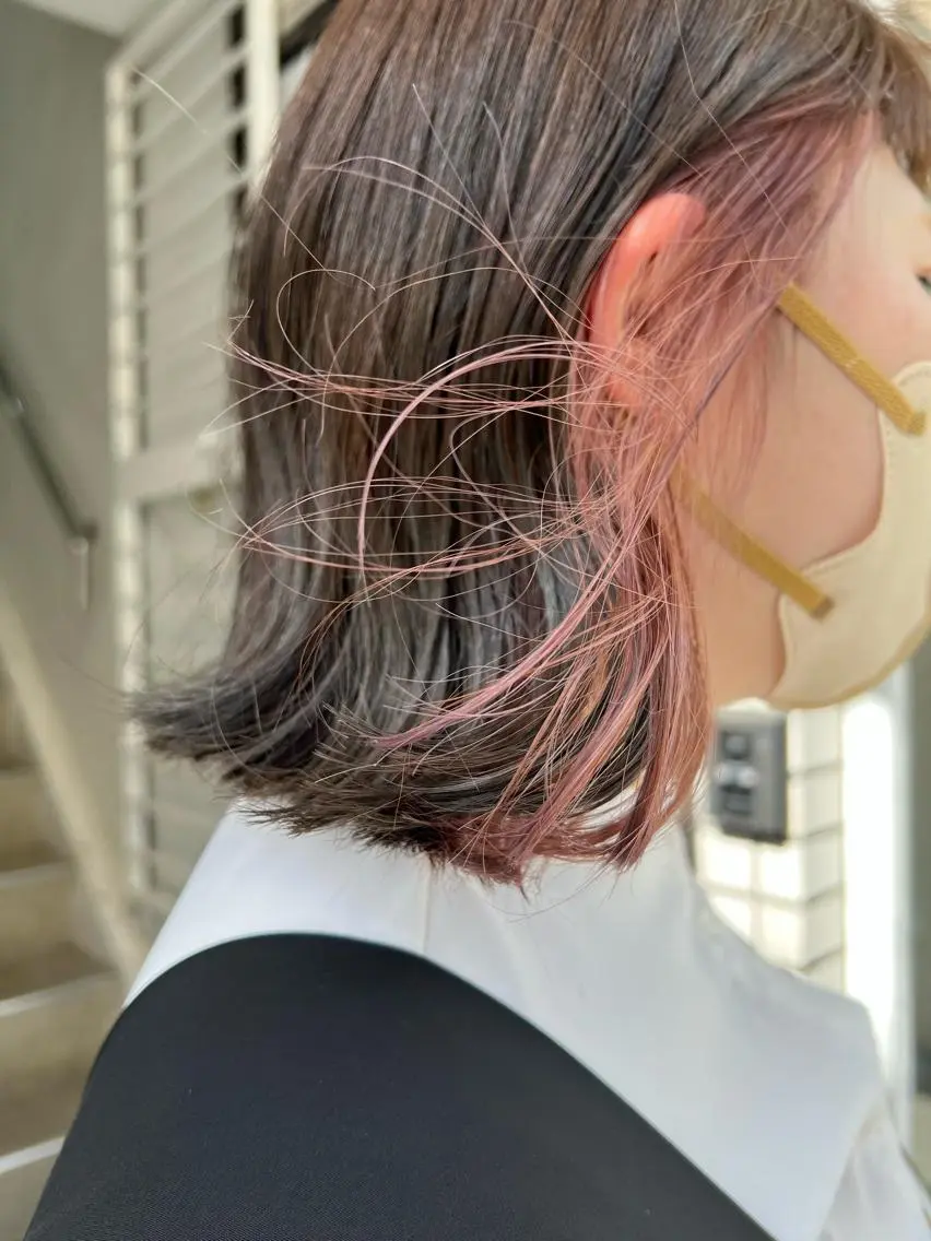 ミディアム カラー ブリーチ カット ヘアカラー トリートメント ツキノキ ミナのヘアスタイル