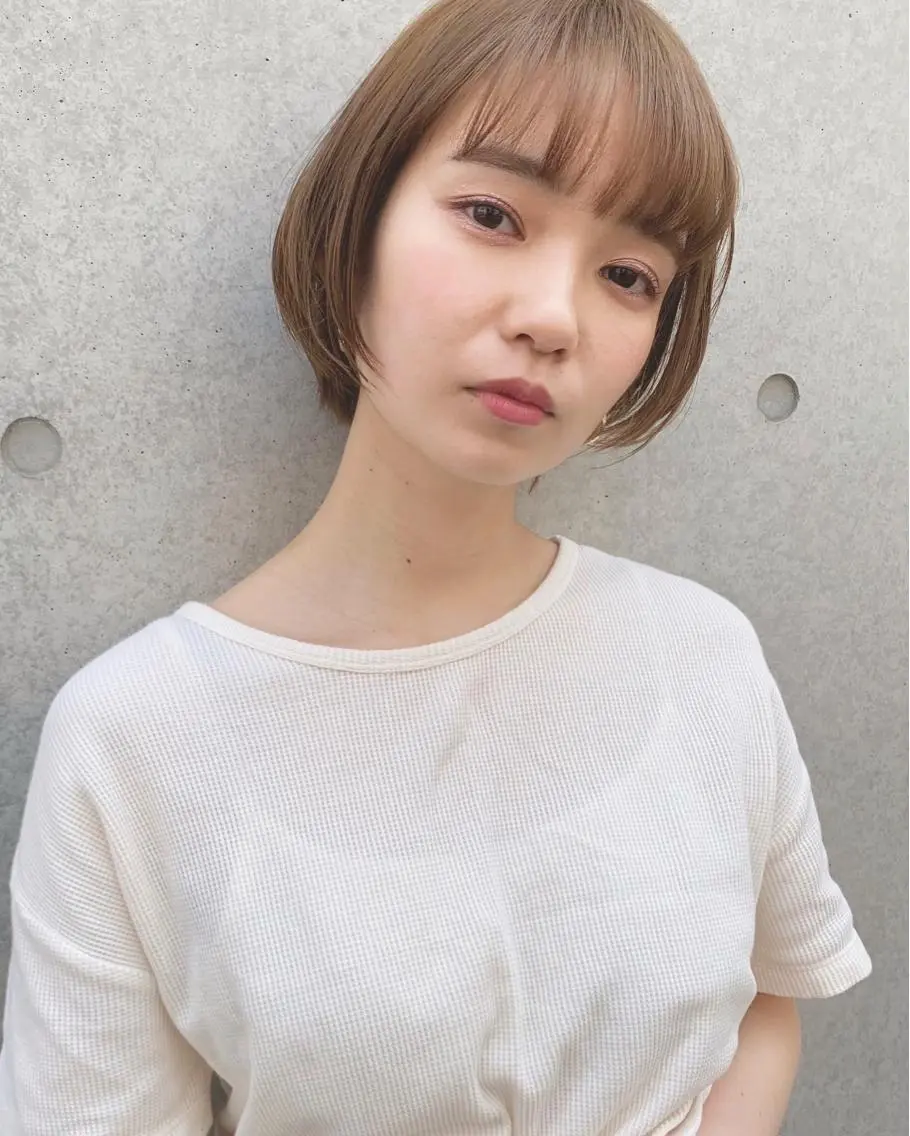 ショート カラー エドルカラー ハイトーンカラー 安達 俊亮のヘアスタイル
