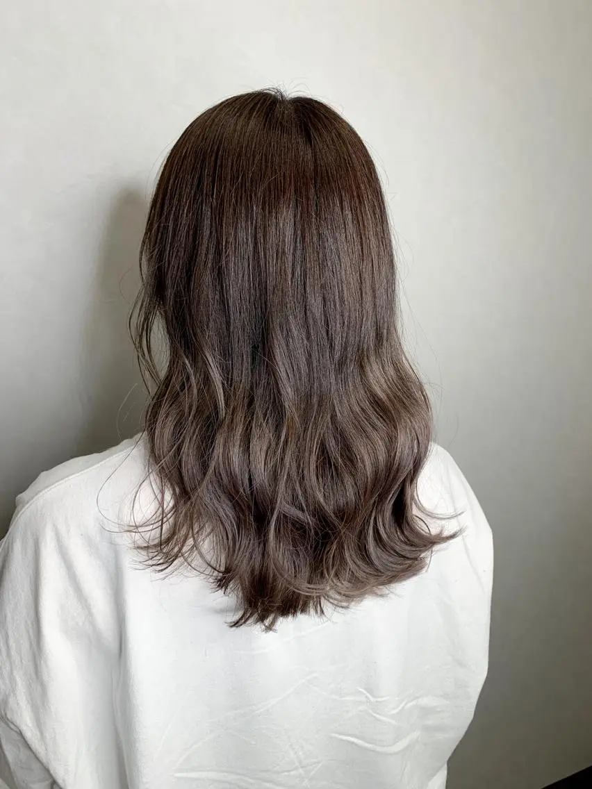 セミロング カラー グレージュ モカグレージュ ヘアカラー 🌈 DAIKI 🌈のヘアスタイル