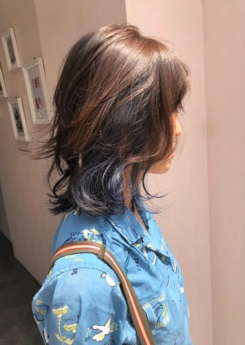 ミディアム カラー パーマ ブリーチ ブルーカラー ケアブリーチ 細川 亮のヘアスタイル