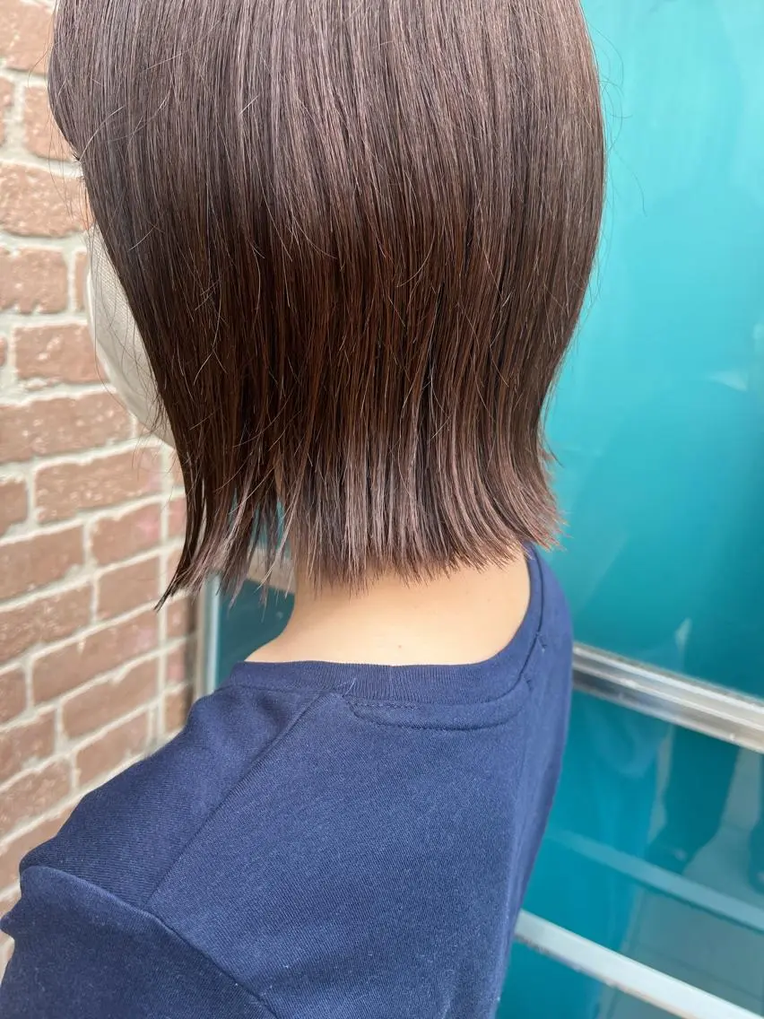 ミディアム カラー パーマ ヘアアレンジ メンズ キッズ ネイル マツエク・マツパ アイブロウ ミディアムパーマ メンズパーマ ブラウンカラー ケアカラー 透明感カラー 久木原 ゆりのヘアスタイル
