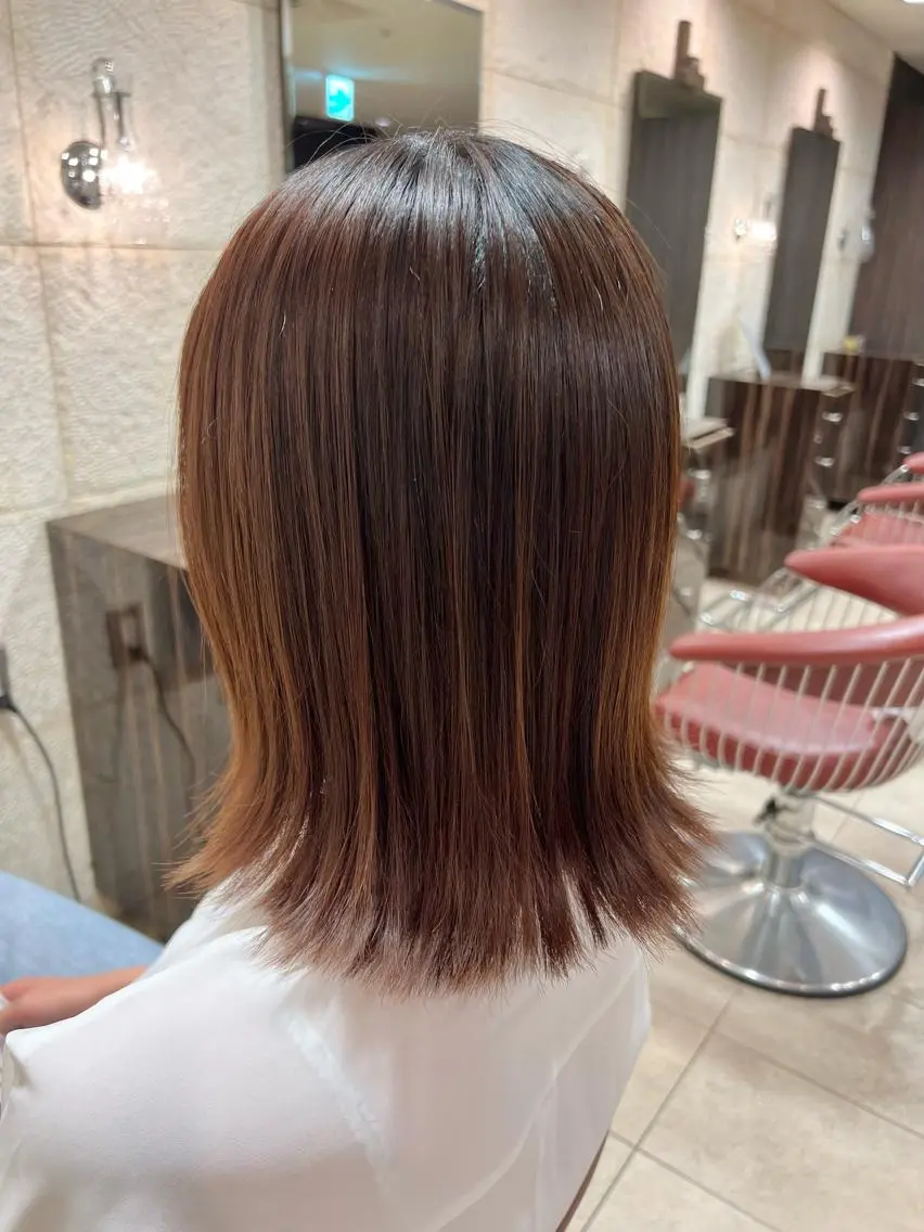 ミディアム ボブ 外ハネヘア 鈴木 未羽のヘアスタイル