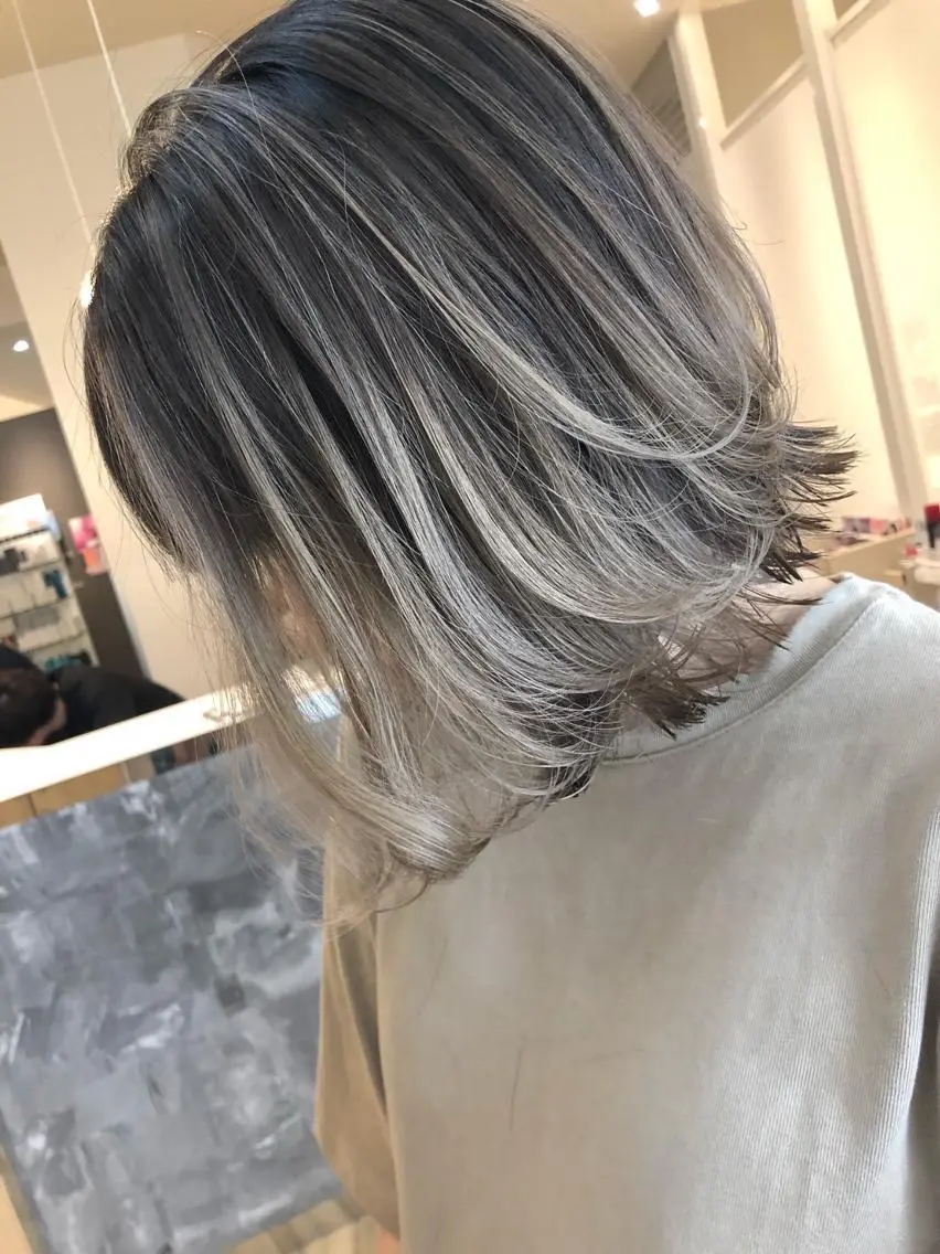 カラー ミディアム ブリーチ ケアブリーチ 透明感カラー イルミナカラー トリートメント ⭐️Shelter by TOKYO⭐️のヘアスタイル