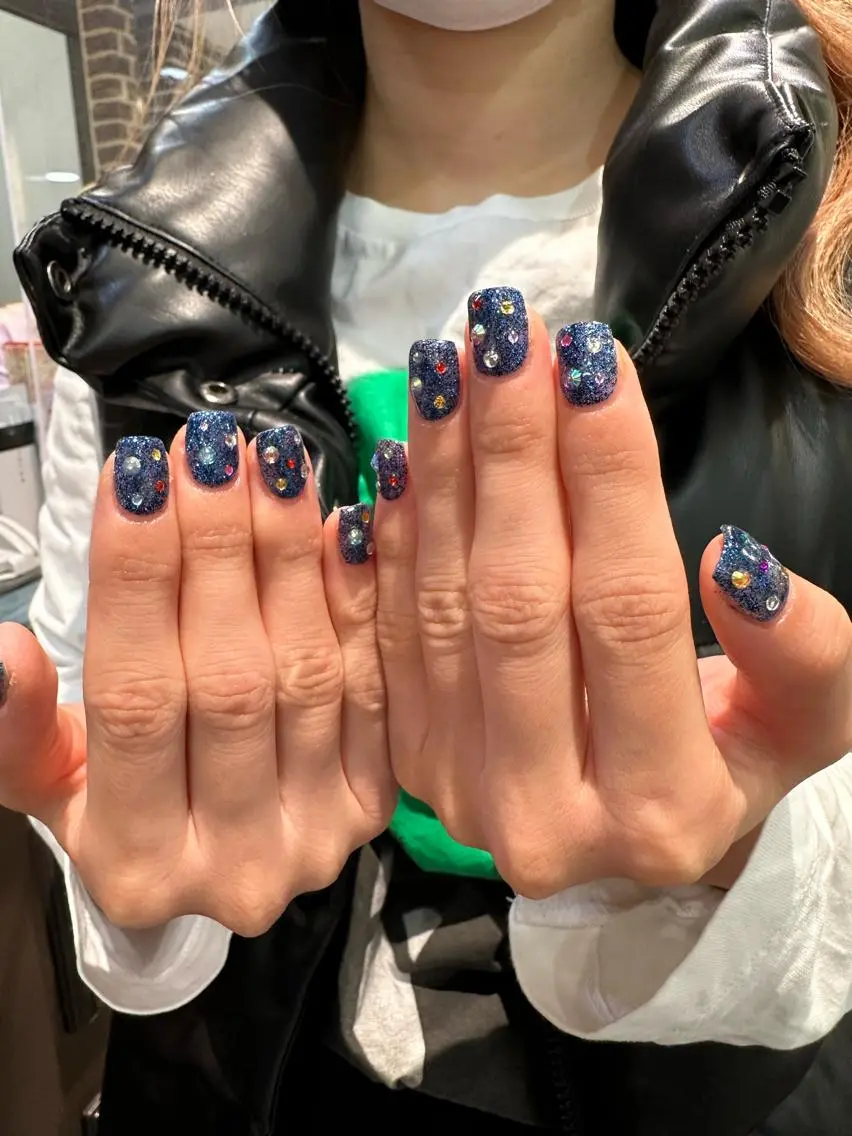 ネイル 個性派ネイル 🌼 ハルカ ♡の眉毛・アイブロウイメージ