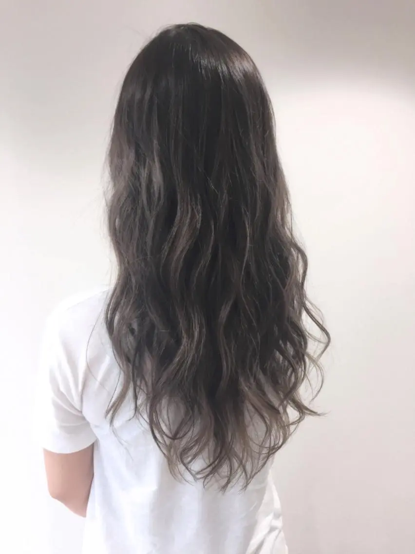 セミロング Noe心斎橋 堀田 朋宏のヘアスタイル