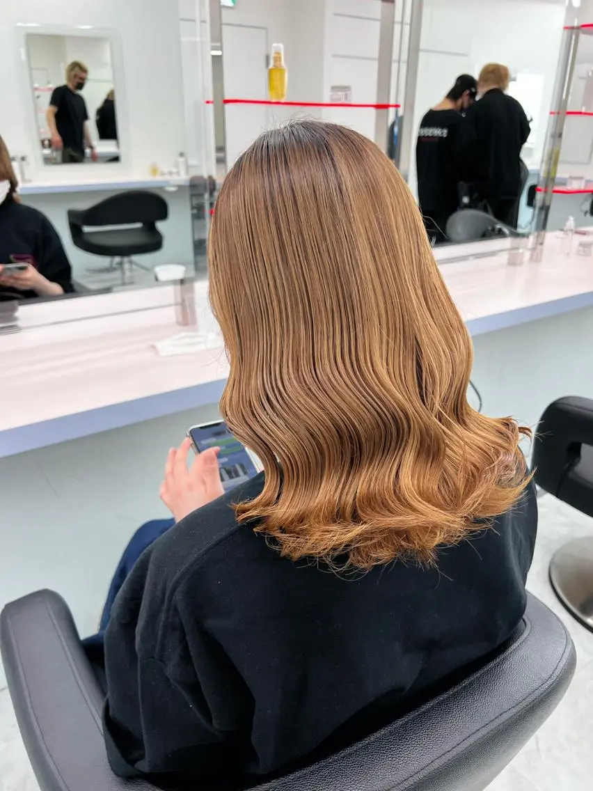 カラー 🎨ブリーチ職人 店長Takaya🎨のヘアスタイル