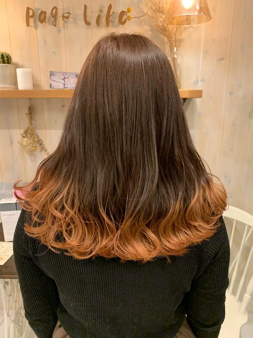 セミロング カラー オレンジ カット ヘアカラー トリートメント アニメオタク美容師/ miharuのヘアスタイル