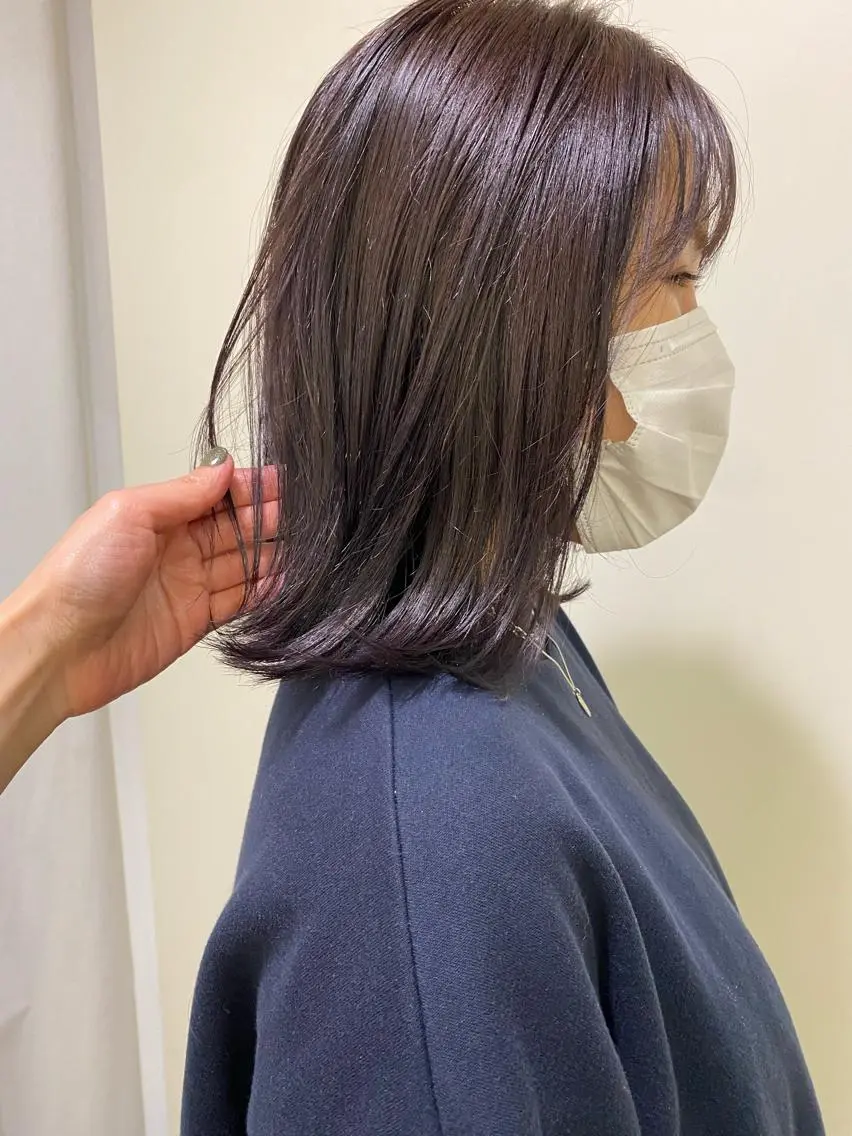 ミディアム カラー アッシュ ラベンダーカラー ラベンダーアッシュ レイヤー🌟艶カラー 🕊まやのヘアスタイル