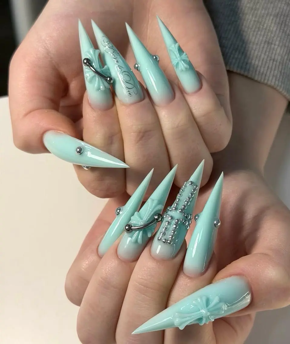 ネイル オーロラネイル 成人式 フレンチネイル グラデーション ハロウィン ハンドネイル H.baby Nail Salonのネイルデザイン
