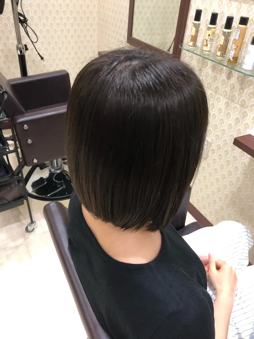 ショート カラー ☘️お悩み解決☘️ 岡部恒輝のヘアスタイル