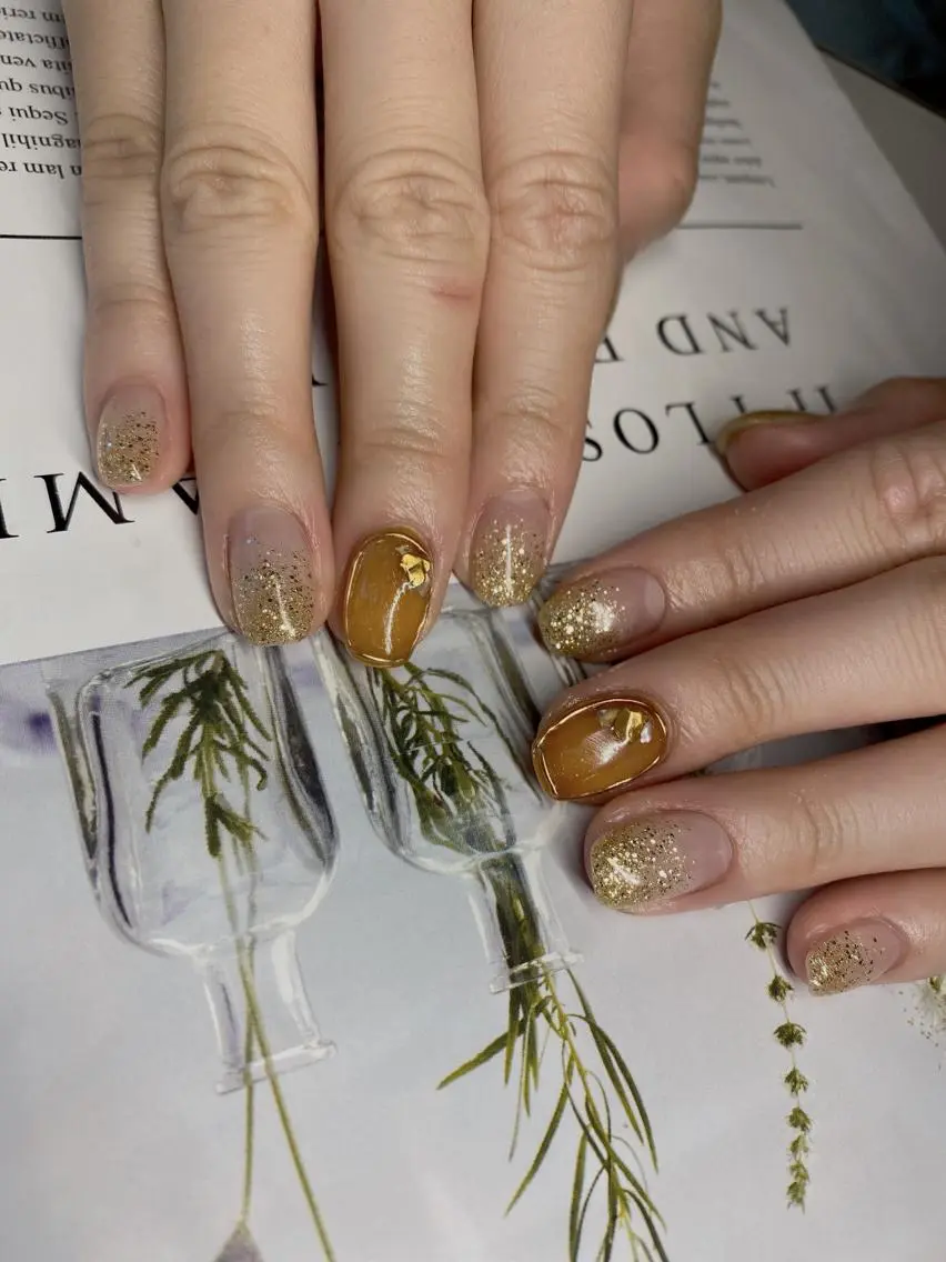 ショート ハンドネイル NAILSALON 🍔Timna🍟のネイルデザイン