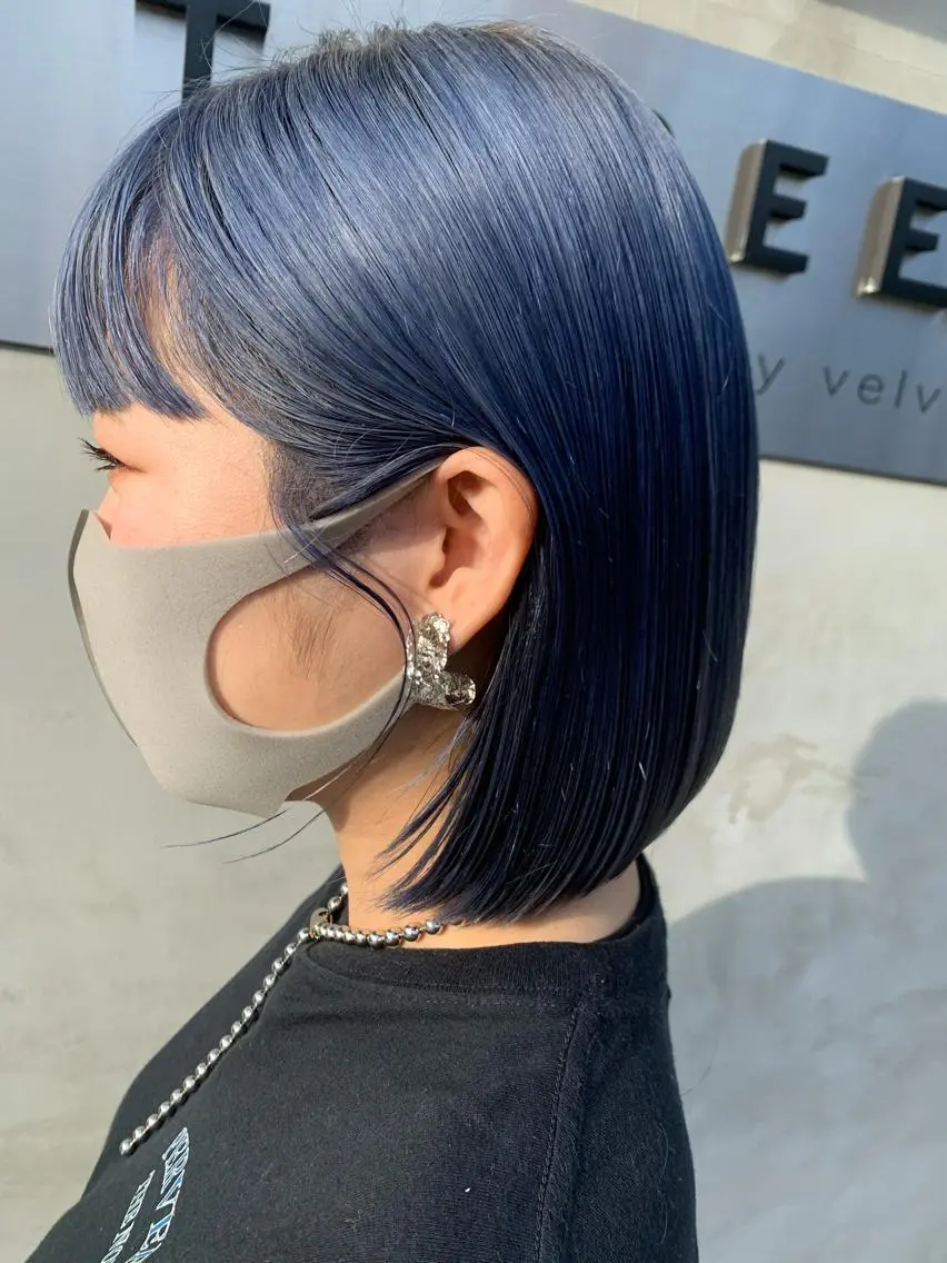 ショート カラー ブリーチ ブルーカラー シルバー ダブルカラー /まつ毛パーマ🎀のヘアスタイル
