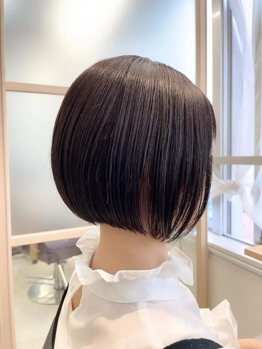 ミディアム カット ヘアカラー トリートメント 透明感カラー 山中のヘアスタイル
