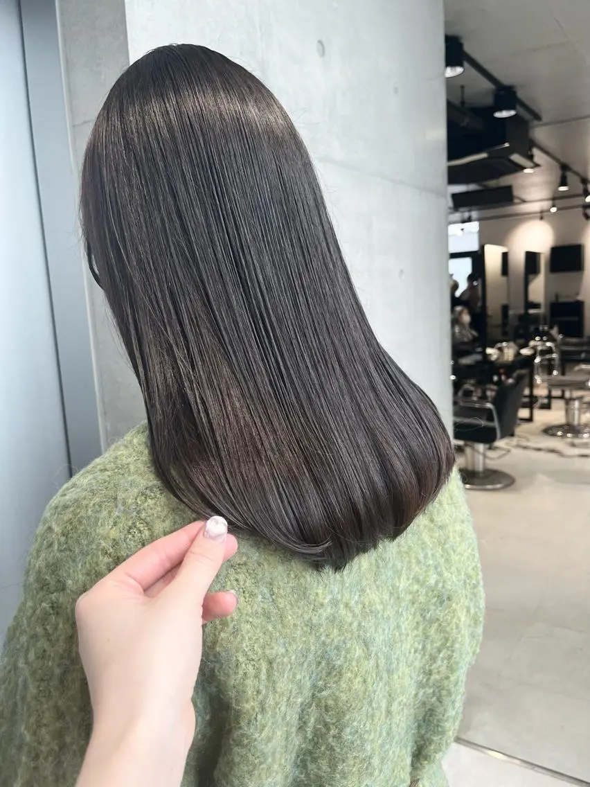 セミロング カラー パーマ ヘアアレンジ 透明感/オリーブ/ グレージュ/YUKAのヘアスタイル