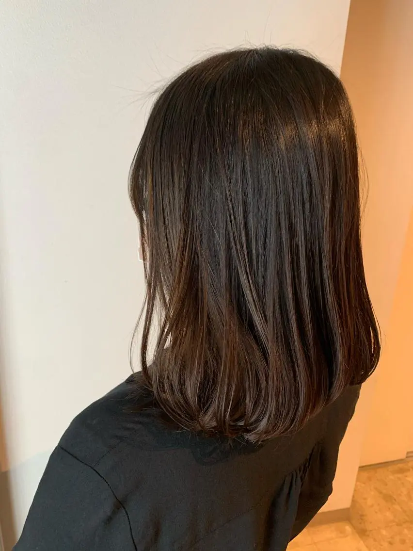 ミディアム ヘアカラー うしだ かおるのヘアスタイル