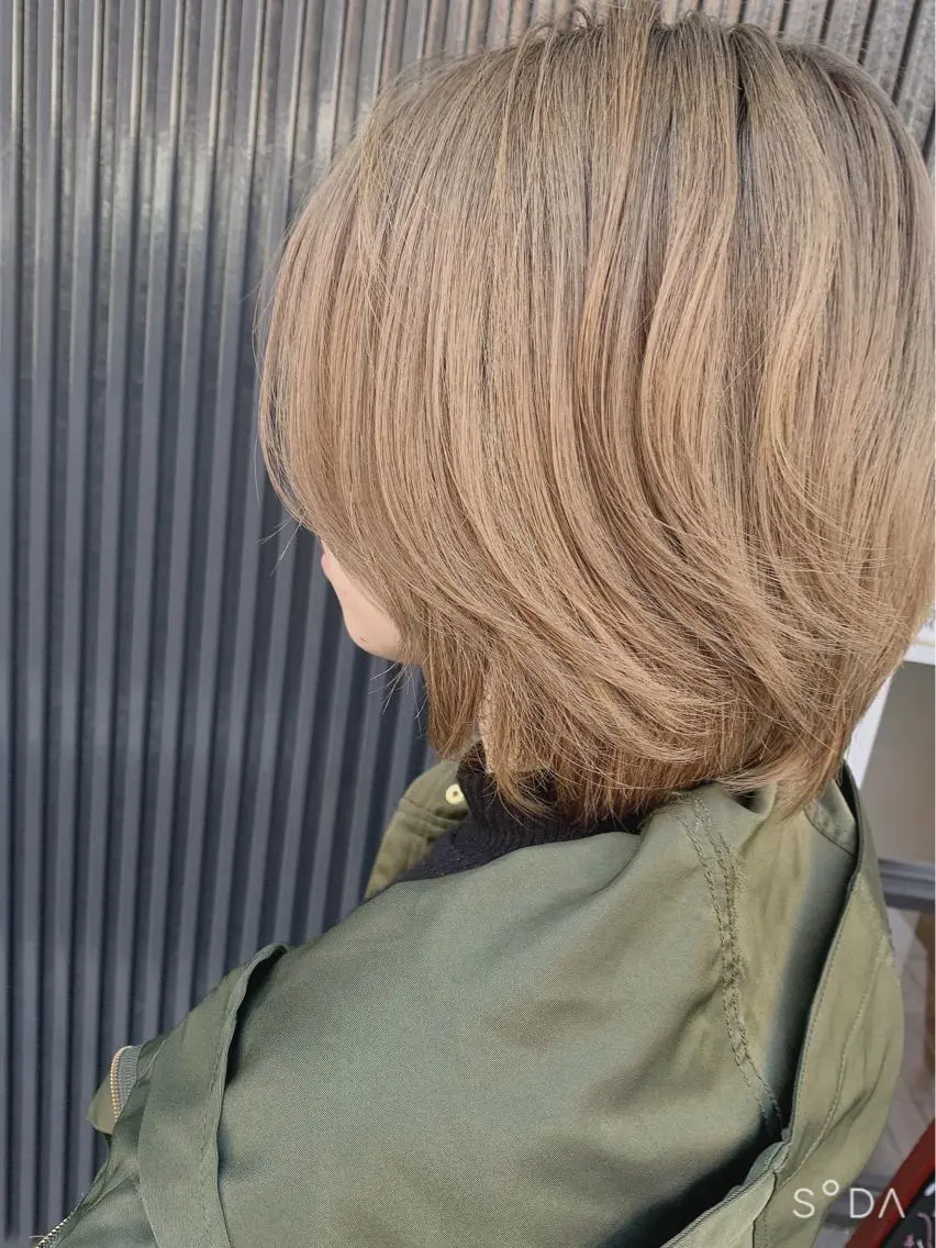 ミディアム カット ヘアカラー トリートメント 山本 みきのヘアスタイル