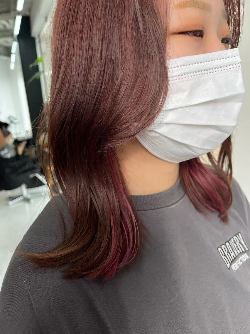 ミディアム カラー タカノ ノゾミのヘアスタイル