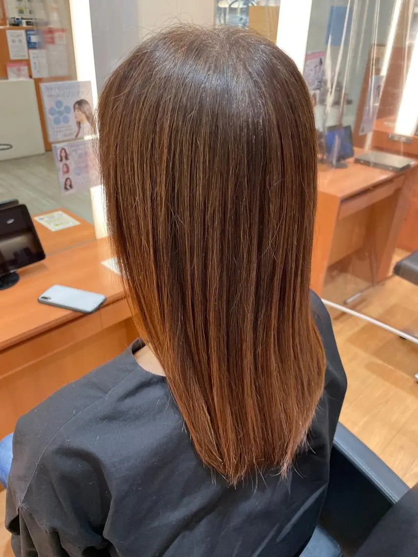 ミディアム パーマ ミディアムパーマ ストレートパーマ ハイライト 石橋 瑞穂のヘアスタイル