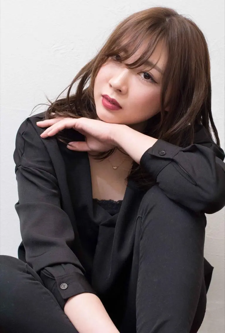 セミロング カラー La Ruelle 江曽島店/髪質改善のヘアスタイル
