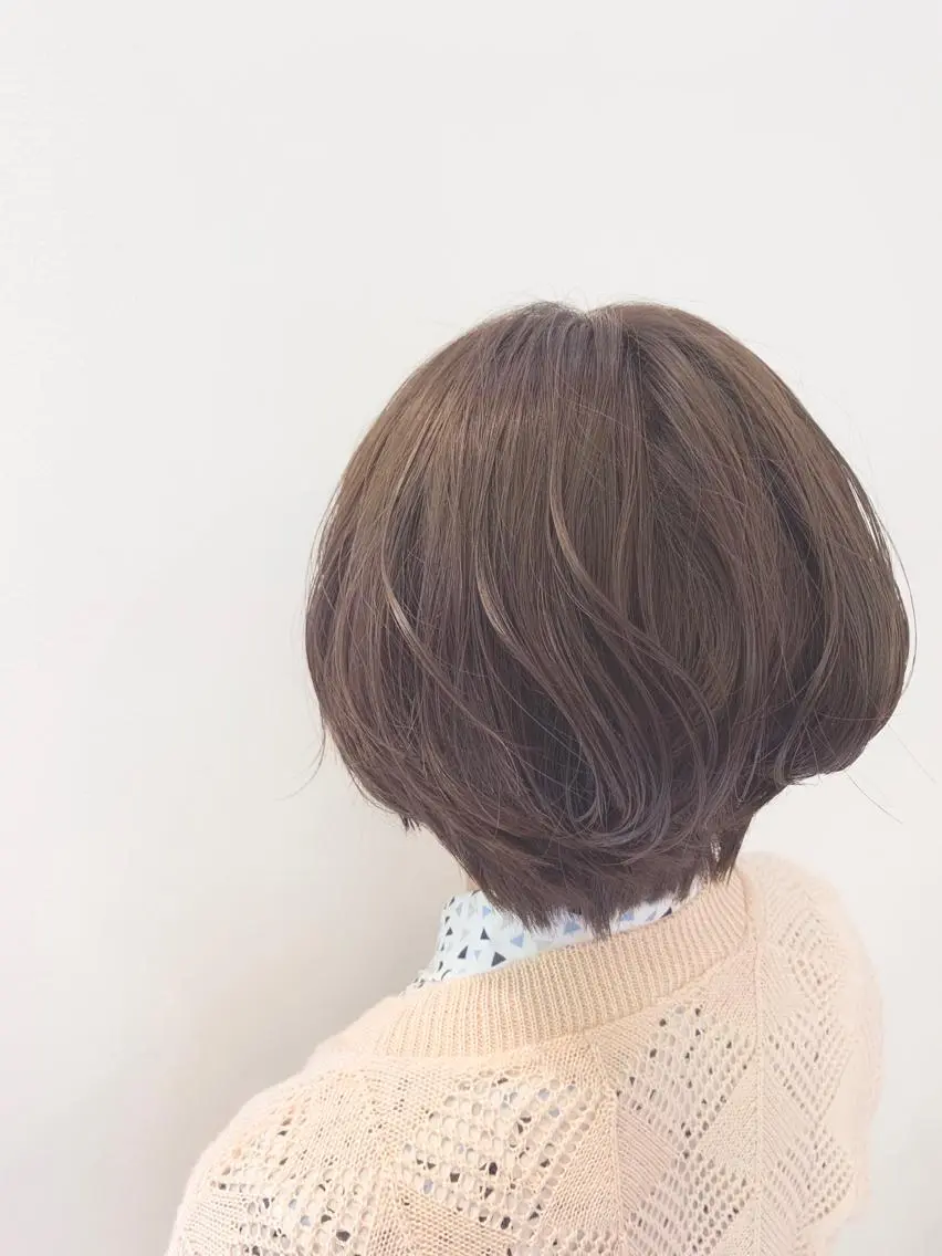 ショート カラー 地毛風ストレート/ 髪質改善/榎本流行のヘアスタイル
