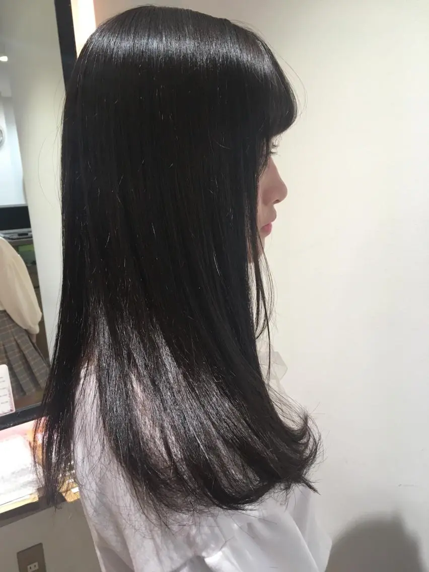 ロング yoshimi .のヘアスタイル