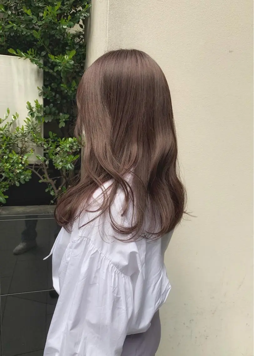 ミディアム カラー ベージュカラー ブラウンカラー ブラウンベージュ カット ヘアカラー トリートメント 矢野 晃平のヘアスタイル