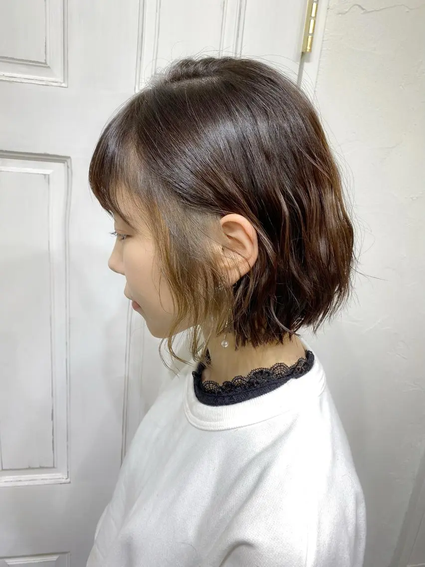 ショート 前地 麻衣のヘアスタイル