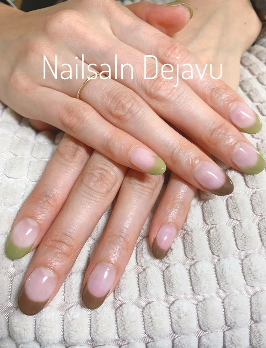 ネイル アートネイル フレンチネイル ハンドネイル Nail salon Dejavu 🌿のネイルデザイン