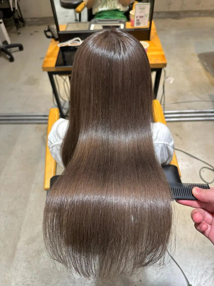カラー ブリーチ ヘアカラー トリートメント ✂︎ 艶カラー /透明感カラーのヘアスタイル