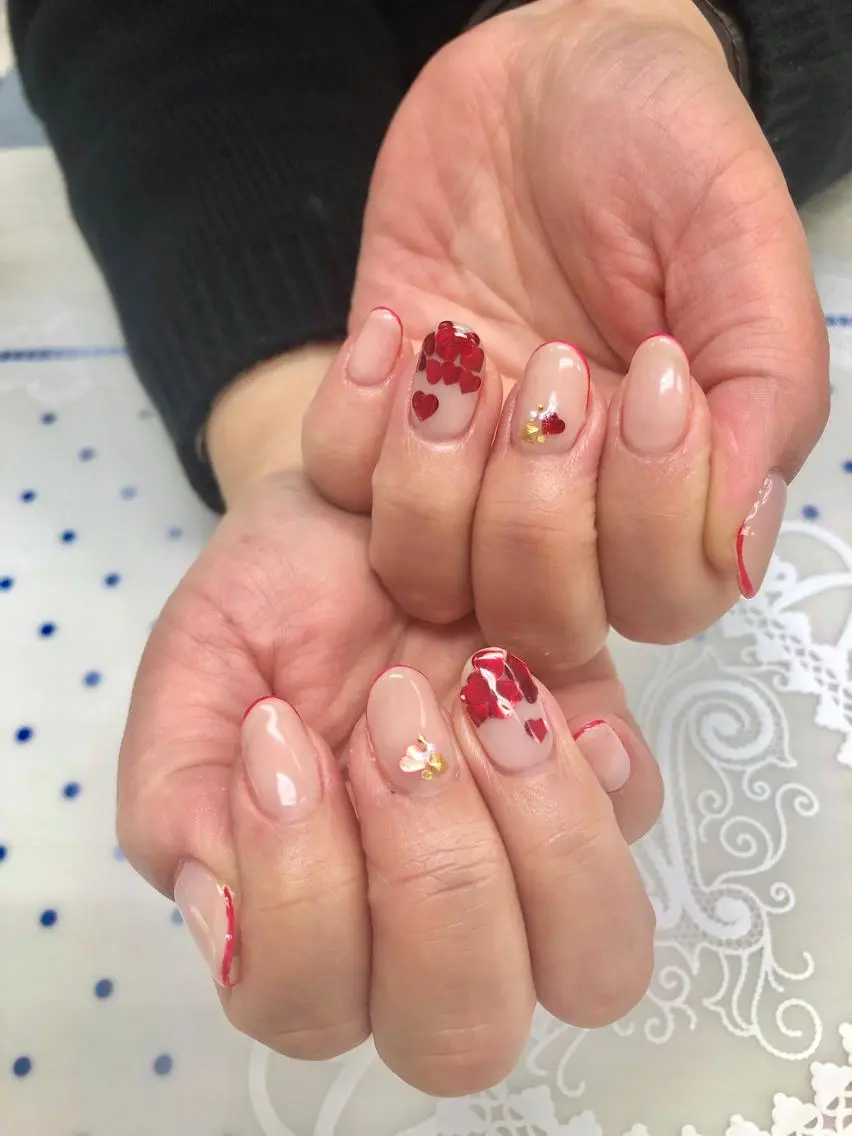 ネイル 赤色 吉野✨ ネイルデザイナー✨のネイルデザイン