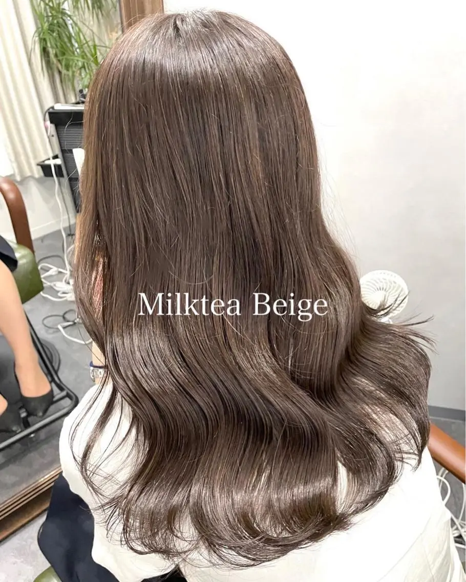ミディアム レイヤーカット/透明 感カラー🩵中村友美のヘアスタイル