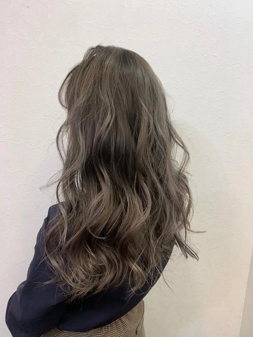 ミディアム カラー ベージュカラー 色落ちまでキレイに! !女性サロンのヘアスタイル