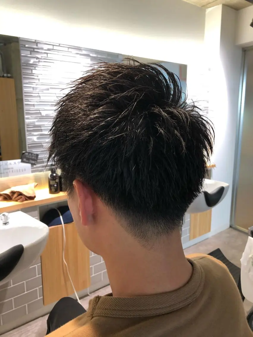 ショート メンズ アップバング 刈り上げ rilune matsuoのヘアスタイル