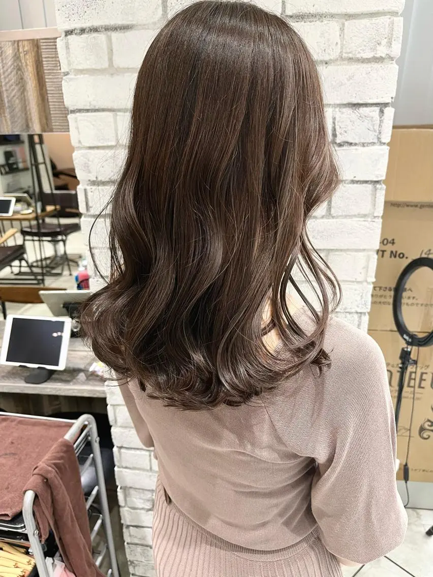 セミロング ヘアカラー トリートメント 🌈外国風ハイライト こうたろうのヘアスタイル