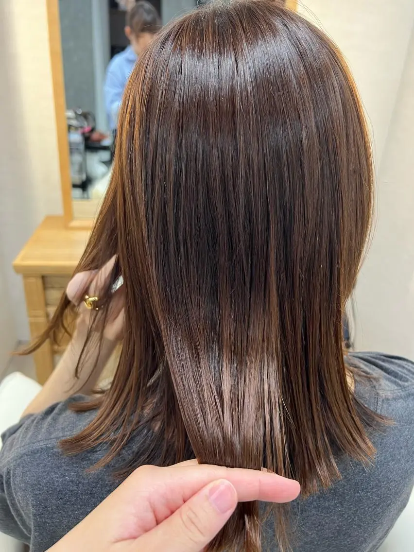 ミディアム 酸性ストレート カット 縮毛矯正 トリートメント レイヤー🍓Sap 美桜🌸mioのヘアスタイル