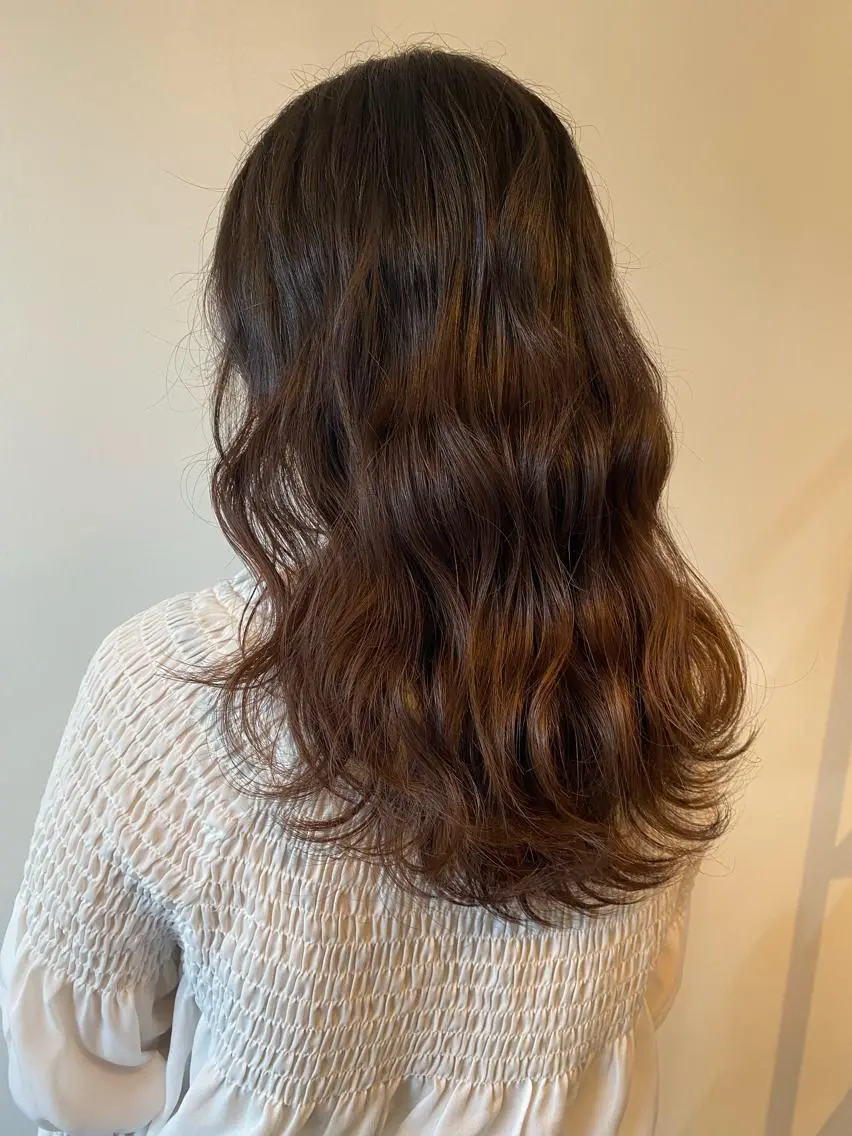 セミロング カラー 安藤 佑衣のヘアスタイル