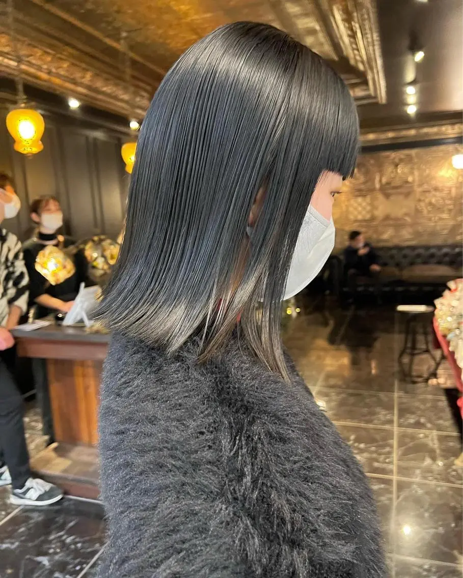 ミディアム カラー 圧倒的デザイン力 店長🎨RENAのヘアスタイル