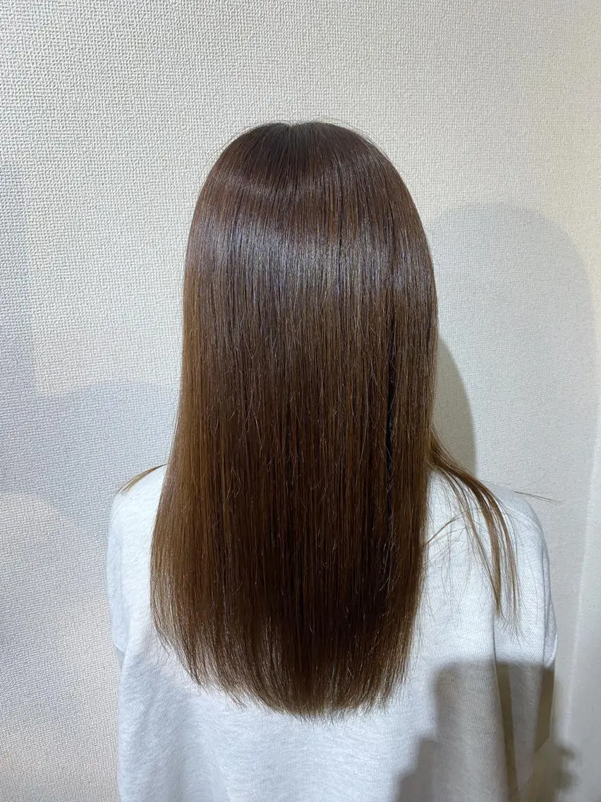 セミロング カラー カット ヘアカラー 野口 茂宰のヘアスタイル