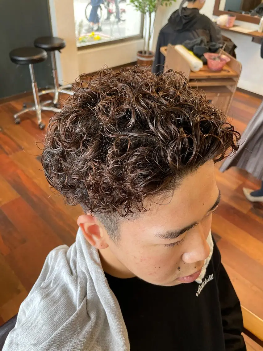 ショート パーマ メンズ カット パーマ トリートメント 🌞谷川 幸也🌞のヘアスタイル