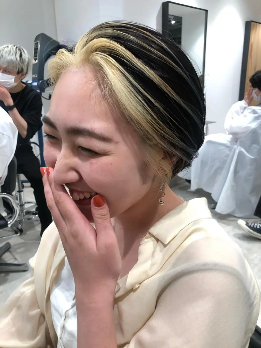 ショート カラー ハイライトカラー ボブ ハイライト カット ヘアカラー トリートメント センスをお届けします 大谷将生infpのヘアスタイル