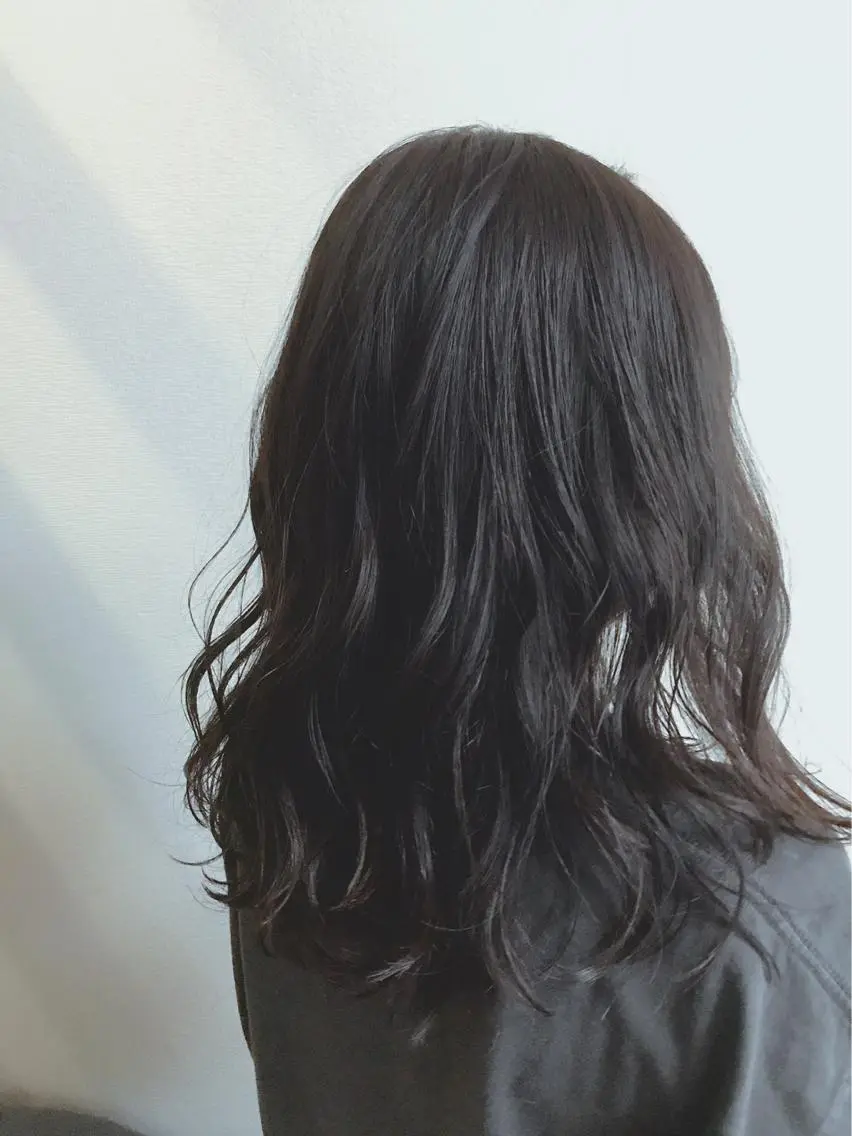 ミディアム 赤み消し韓国ヘア レイヤー縮毛🤍渡邉のヘアスタイル